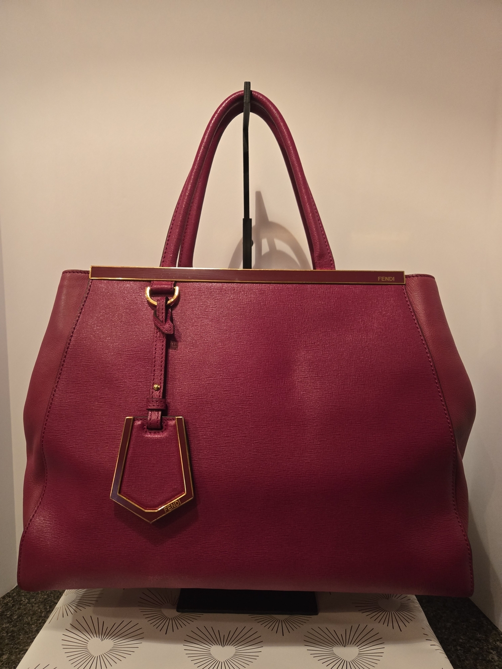 ‼️PRICE DROP🔥Fendi 2 Jours Tote in Fuchsia‼️🔥